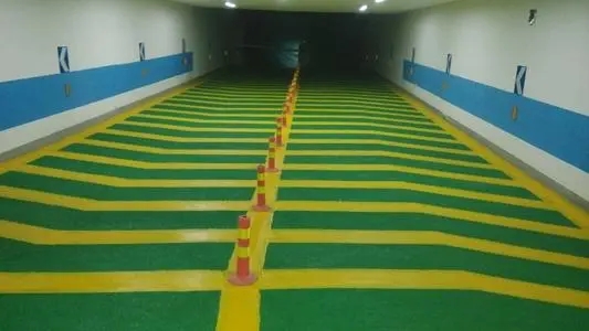 無(wú)振動(dòng)止滑坡道